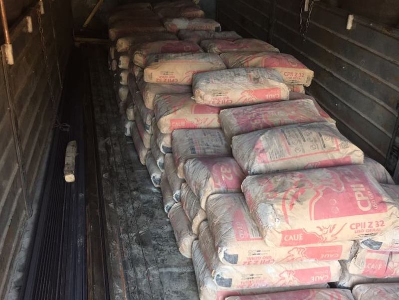 Incautan 6.000 kilos de Cemento en el puesto aduanero de Hernandarias