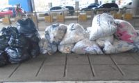 Aduana del Este retiene 114 unidades de prendas de vestir, 10 bolsas con telas, 440 kilos de tomate y 660 kilos de locote