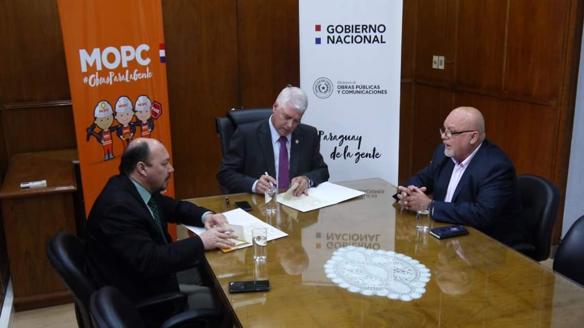 La DNA suscribe convenio con el Ministerio de Obras Públicas para el Fortalecimiento del Chaco Paraguayo