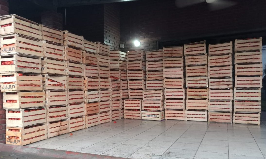 Un total de 2.420 kilos de tomate se decomisó en controles realizados en Vista Alegre y en zona ribereña