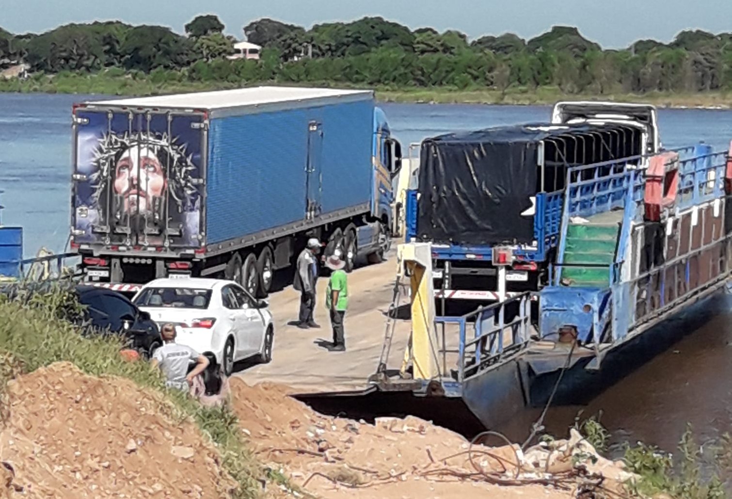 Rehabilitan paso fronterizo Itá Enramada – Puerto Pilcomayo, luego de 2 años de suspensión, por la pandemia